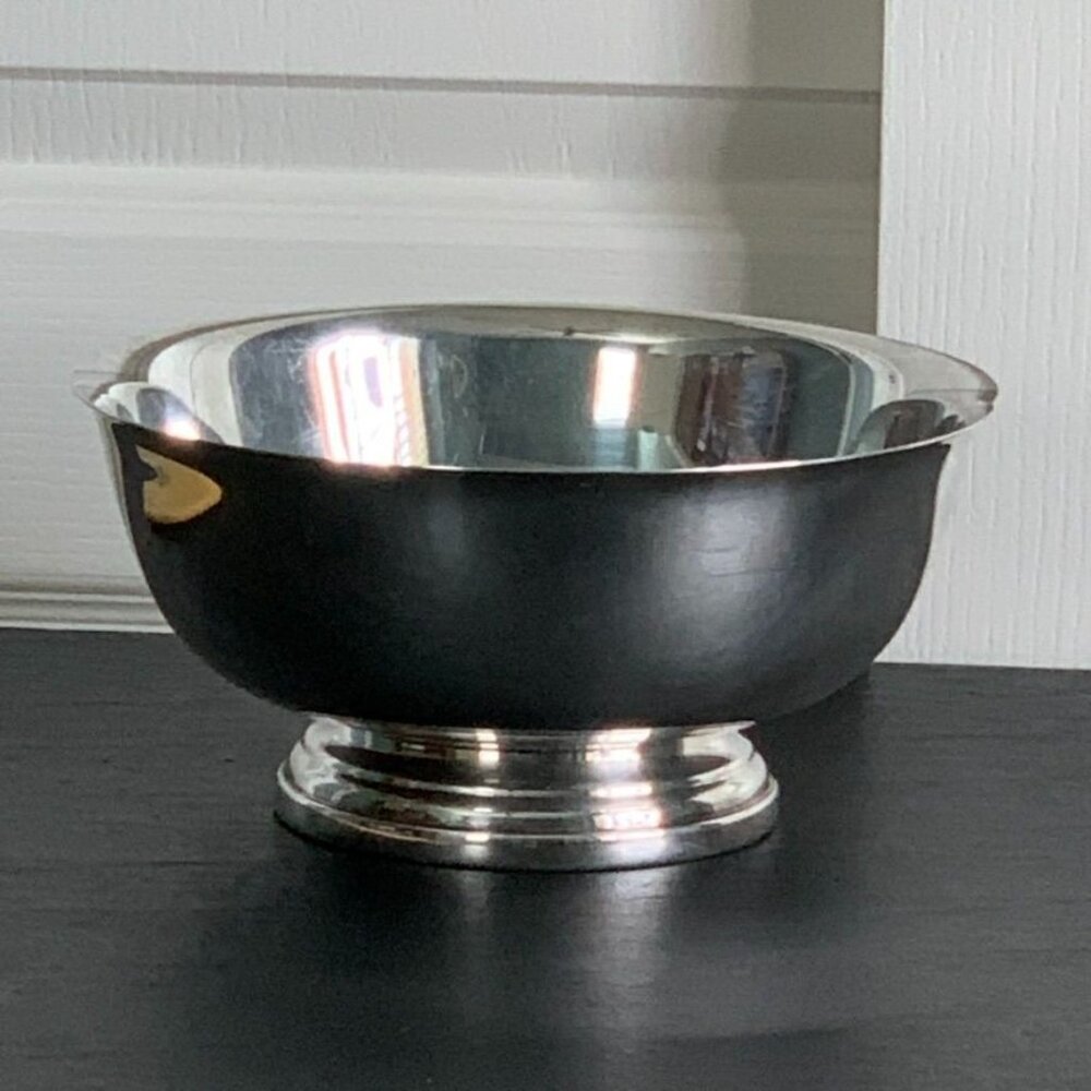 Gorham Vintage Silverplate Classic Footed Fruit/Serving Bowl YC 781 - Picture 2 of 4